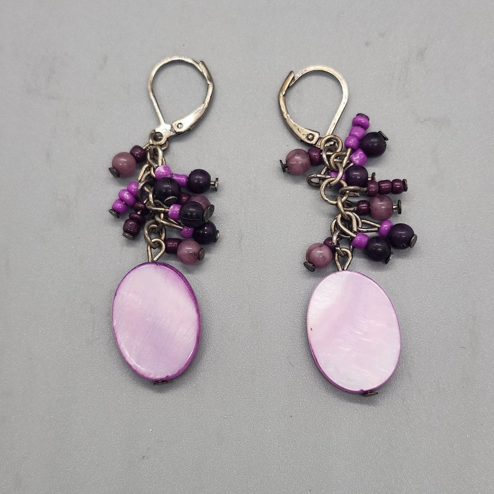 Purple Bead Cluster Mother of Pearl Shell Oval Dangle Drop Earrings Silver Tone